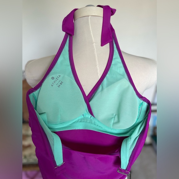 Athleta Bikini top, tankini in fuchsia/neon pink. Size 34 b/c - Picture 3 of 6